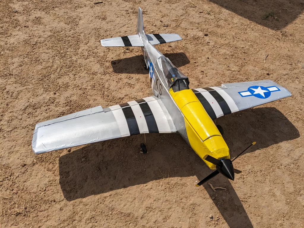 كيفية صنع نموذج مصغر لطائرة P-51D Mustang للتحكم عن بعد باستخدام برنامج Fusion 360