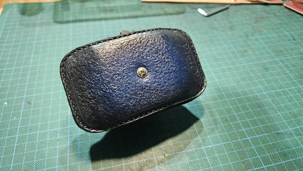 جراب السهام: حافظة جانبية صغيرة للرماة